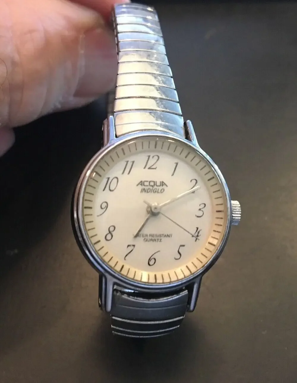 VTG Silver Tone Acqua Indiglo Quartz Watch with 23mm Case